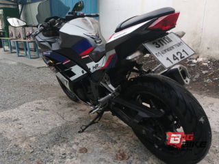  Kawasaki Ninja 300