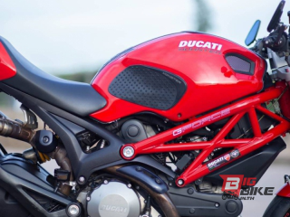  Ducati Monster 796