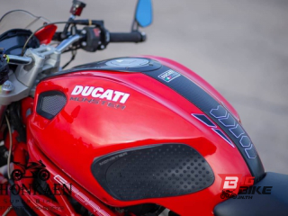  Ducati Monster 796