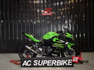  Kawasaki Ninja 400