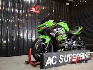  Kawasaki Ninja 400