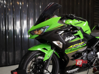  Kawasaki Ninja 400