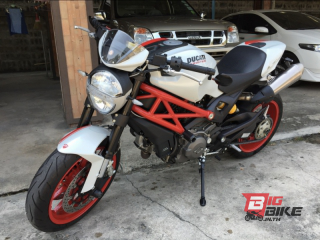  Ducati Monster 796