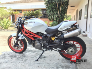  Ducati Monster 796