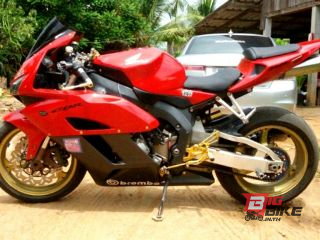  Honda CBR 1000RR