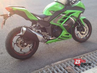  Kawasaki Ninja 300