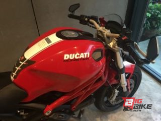  Ducati Monster 796