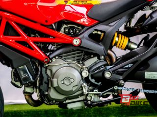  Ducati Monster 796