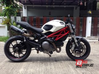  Ducati Monster 796