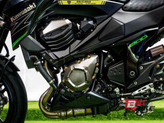  Kawasaki Z800