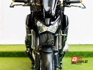  Kawasaki Z800