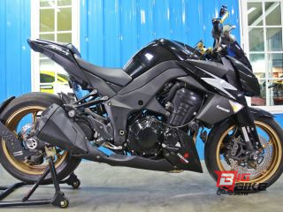  Kawasaki Z1000