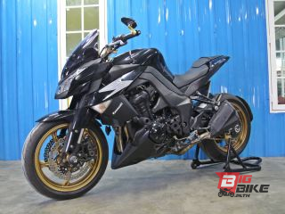  Kawasaki Z1000