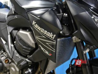  Kawasaki Z800