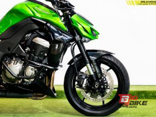  Kawasaki Z1000