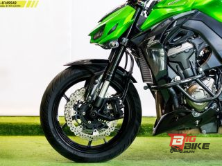  Kawasaki Z1000