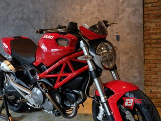  Ducati Monster 795