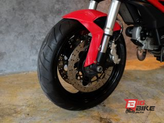  Ducati Monster 795