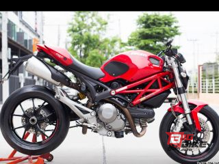  Ducati Monster 795