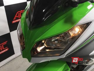  Kawasaki Ninja 300