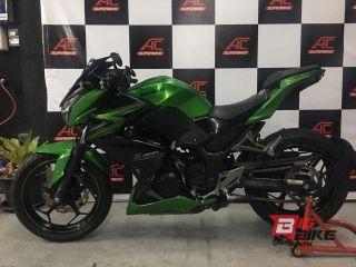  Kawasaki Z300