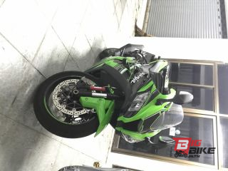  Kawasaki Ninja ZX-10R