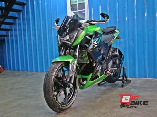  Kawasaki Z300