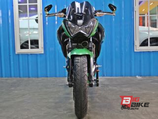  Kawasaki Z300