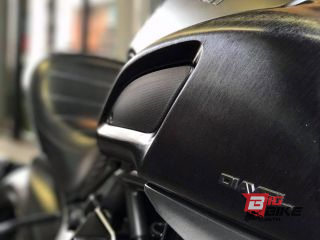  Ducati Diavel Carbon Y16