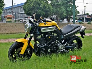  Yamaha MT-10