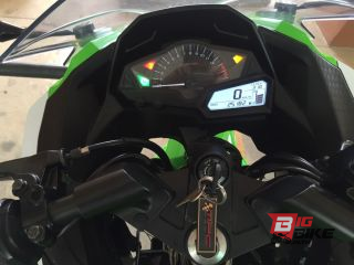  Kawasaki Ninja 300