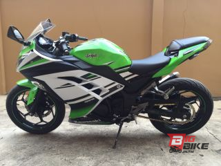  Kawasaki Ninja 300