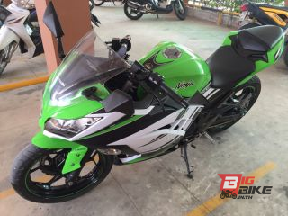  Kawasaki Ninja 300