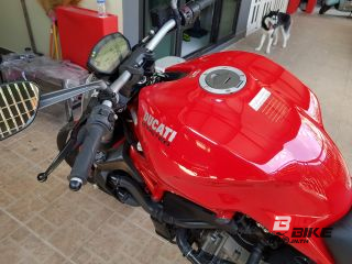  Ducati Monster 821