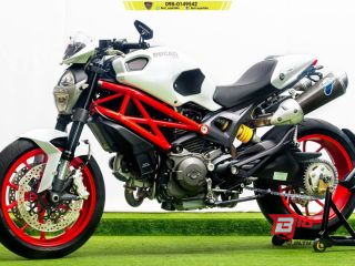  Ducati Monster 796