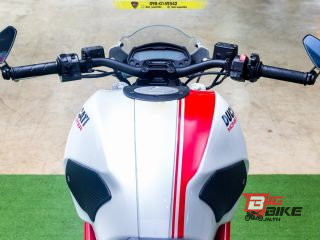  Ducati Monster 796