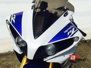  Yamaha YZF-R1