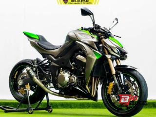  Kawasaki Z1000