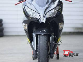  Kawasaki Ninja 300