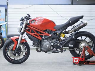  Ducati Monster 796