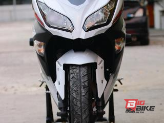  Kawasaki Ninja 300