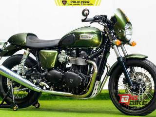  Triumph Thruxton 900