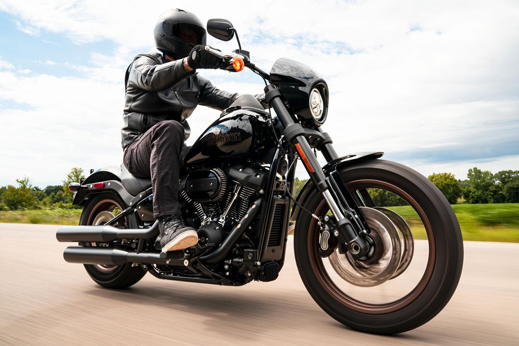 ใหม Harley Davidson Low Rider S ป 21 เช คข อม ล สเป ค ราคา ตารางผ อน ดาวน รถมอเตอร ไซค สไตล คร ยเซอร ชอปเปอร ใหม Harley Davidson Low Rider S ป 21 เช คข อม ล สเป ค ราคา ตารางผ อน ดาวน รถมอเตอร ไซค สไตล คร ยเซอร ชอปเปอร