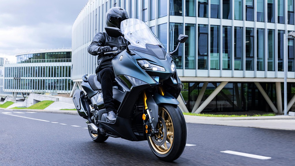 New Yamaha TMAX Tech MAX 2023 new-yamaha-tmax-tech-max-2023