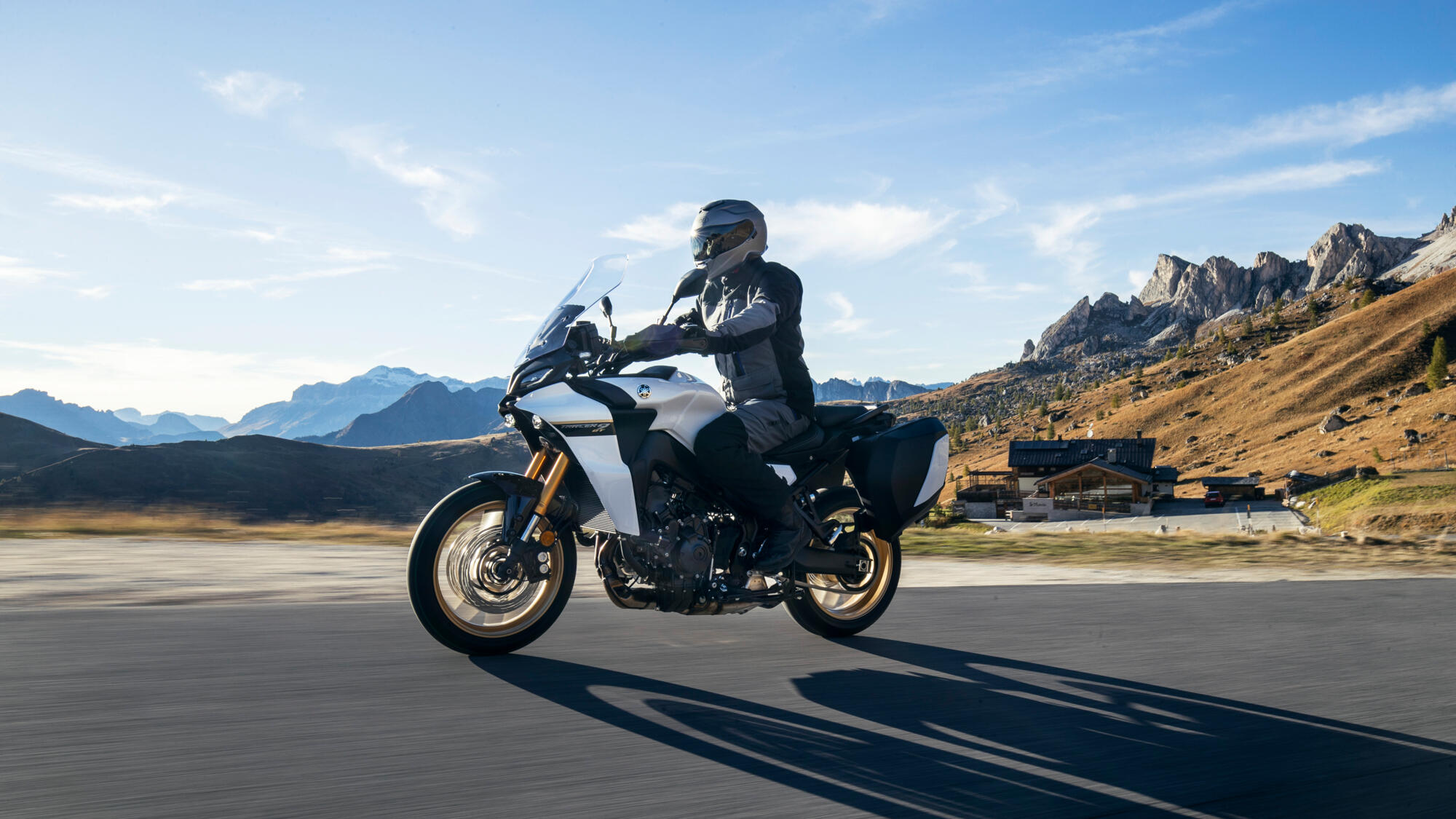 ใหม่ New Yamaha Tracer 9 GT 2023 ข้อมูล ราคา ตารางผ่อน-ดาวน์ รถ ...