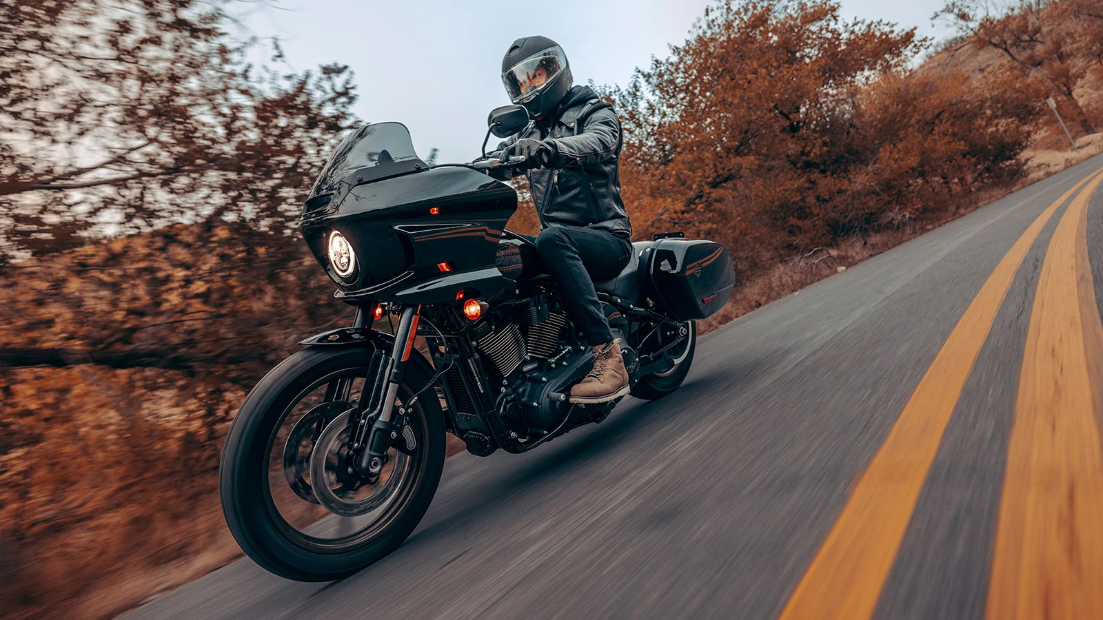 ใหม่ New Harley-Davidson Low Rider ST 2023 ข้อมูล ราคา ตารางผ่อน ...