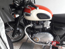 Triumph Bonneville T100