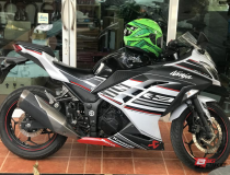 Kawasaki Ninja 300