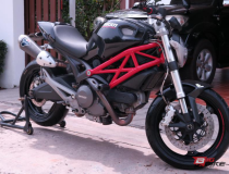 Ducati Monster 795