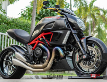 Ducati Diavel Carbon Y16